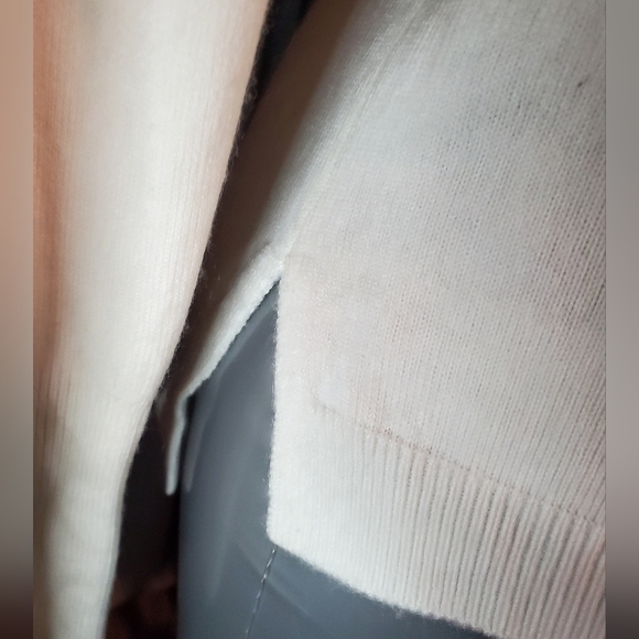 ATMOSPHERE White Sweater - Picture 6 of 11